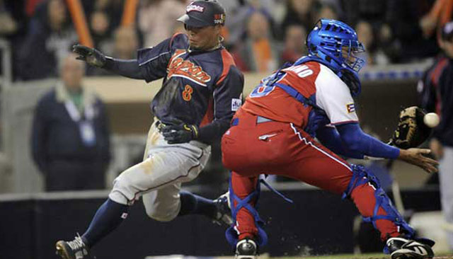 Japón superó a Cuba en el juego final y se proclamó campeón del I Clásico Mundial de béisbol