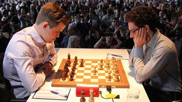 Caruana contra Carlsen, durante el Grenke Chess Classic de 2018. Foto: ChessBase
