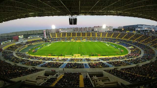 Recorriendo los mejores estadios de Las Palmas en coches de segunda mano