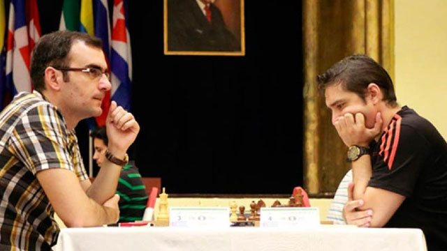 El GM Lázaro Bruzón barrió 4-0 al GM Carlos Hevia, en la segunda semifinal y discutirá el título de la Copa Cuba de ajedrez online ante el GM Leinier Domínguez