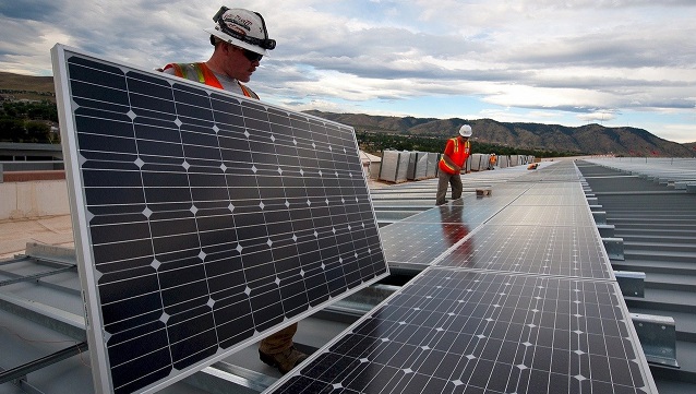 El uso de instalaciones de energías renovables es una práctica cada vez más común en todo tipo de escenarios, incluido el ámbito deportivo