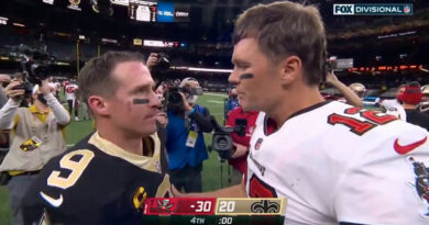 NFL playoffs: Tom Brady gana el duelo de leyendas a Drew Brees En el duelo de leyendas de la NFL, triunfó el más grande de todos los tiempos: Tom Brady
