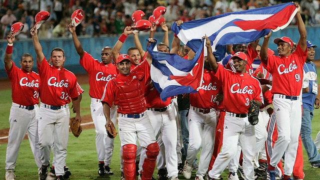 En los Juegos Olímpicos de Atenas, en 2004, el béisbol cubano obtuvo su tercera corona en citas estivales.