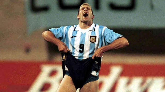 El argentino Martín Palermo falló tres penales en un mismo juego y entró en la historia de la Copa América de fútbol.
