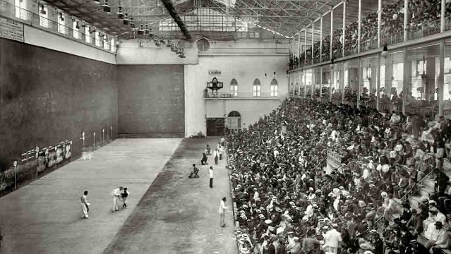 Entre las aficiones deportivas habaneras de principios del siglo XX una de las menos recordadas es la cesta punta o Jai-Alai, la modalidad más popular de la pelota vasca.