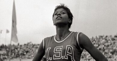 Gloria y tragedia en los Juegos Olímpicos Wilma Rudolph dejó boquiabiertos a muchos, al triunfar en las pruebas de 100 y 200 metros planos en los Juegos Olímpicos de Roma 1960