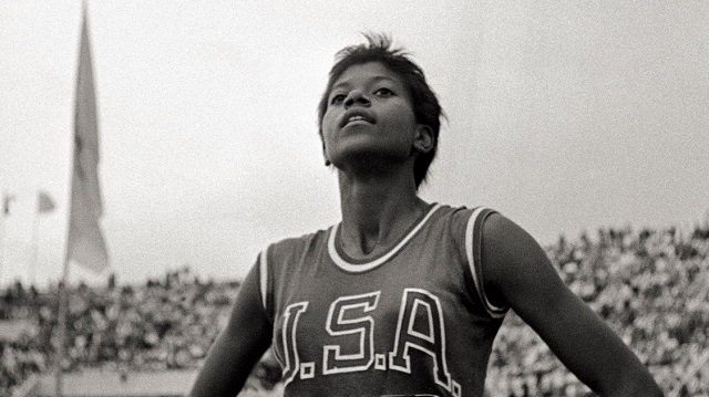 Wilma Rudolph dejó boquiabiertos a muchos, al triunfar en las pruebas de 100 y 200 metros planos en los Juegos Olímpicos de Roma 1960