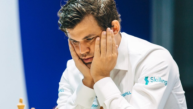 Magnus Carlsen y Alexander Grischuk son los únicos del Top 10 del ranking mundial de la FIDE que avanzaron a la quinta ronda de la Copa Mundial de ajedrez, que se celebra en Sochi.