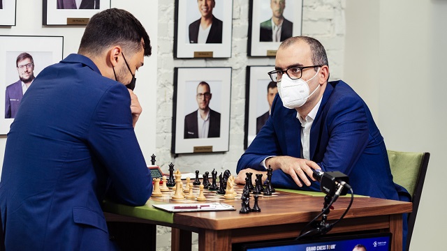 El GM Leinier Domínguez juega por primera vez en su carrera la fortísima Copa Sinquefield, en San Luis. En la nómina de 10 jugadores aparecen desde Caruana hasta Mamedyarov y So