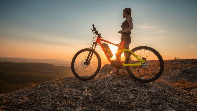 El boom de las bicicletas eléctricas llega hasta los futbolistas