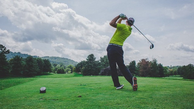 El golf es un deporte apasionante, que se practica en todos los continentes. Pero no es tan sencillo de jugar.