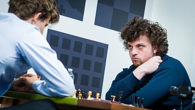 Hans Moke Niemann, las bolas anales vibradoras y la cacería de brujas de Magnus Carlsen