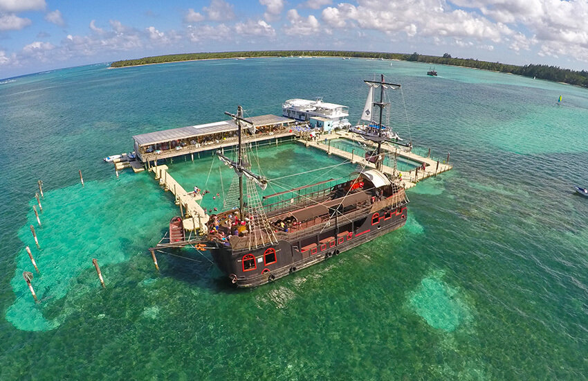 Únete a la diversión y descubre por qué el Parque Ocean Adventures es una actividad imperdible para toda la familia en Punta Cana