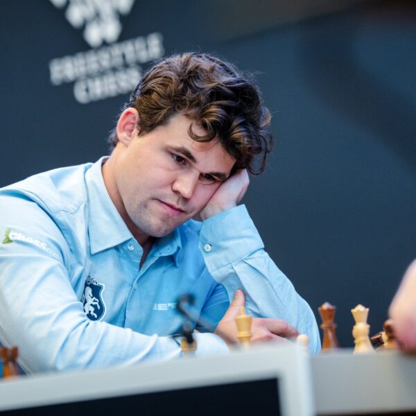 Magnus Carlsen arrasó en el Grenke Freestyle Chess Open con un histórico 9/9; Leinier terminó en la quinta posición