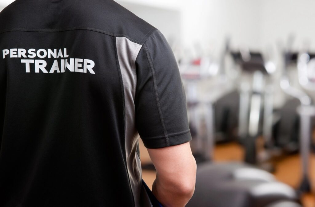 Elegir trabajar con un entrenador personal es, ante todo, una apuesta por la salud a largo plazo.