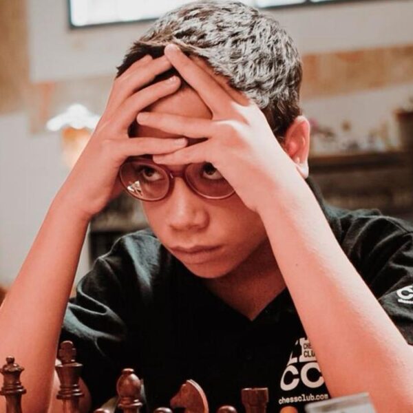 Faustino Oro rompe moldes: primera norma de GM y récord de ELO a los 11 años