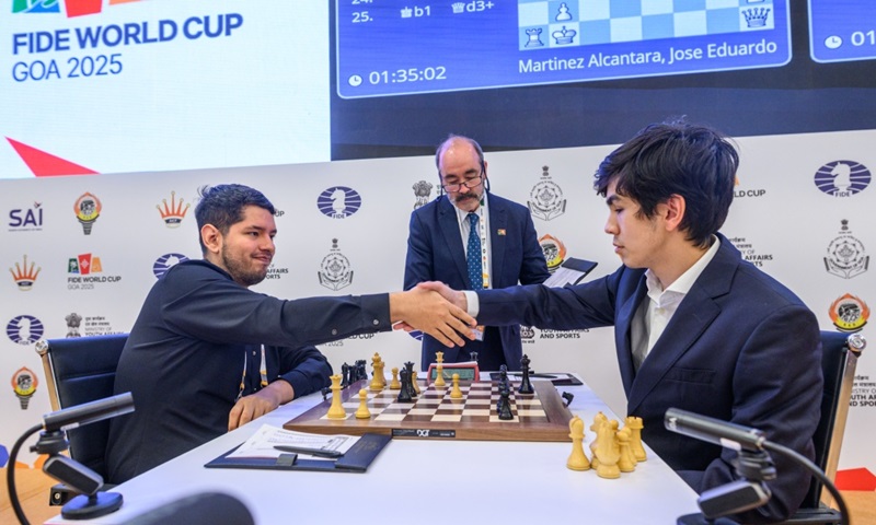 El GM José Martínez Alcántara cayó por 2.5-3.5 ante el uzbeco Javokhir Sindavor y quedó eliminado, en cuartos de final, de la Copa Mundial de ajedrez que se celebra en Goa, India
