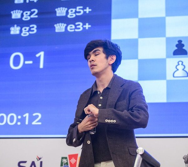 Javokhir Sindarov, el campeón más joven de la Copa Mundial de ajedrez