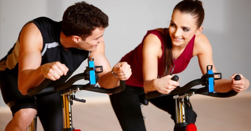 Cómo integrar el fitness en tu rutina diaria sin renunciar a tu estilo de vida