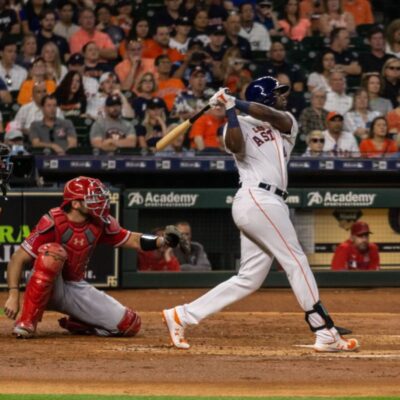 Los 5 peloteros cubanos que más brillaron en 2026 en Grandes Ligas